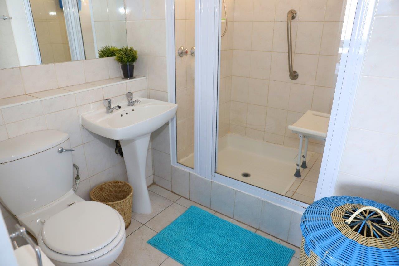 Sea Wave Holidays - Stella Maris Amanzimtoti Ngoại thất bức ảnh