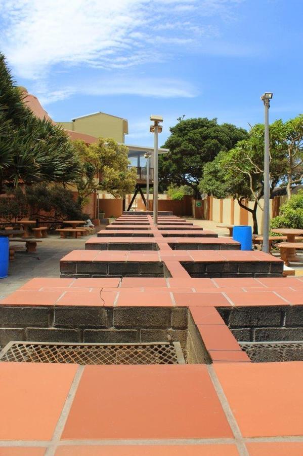 Sea Wave Holidays - Stella Maris Amanzimtoti Ngoại thất bức ảnh